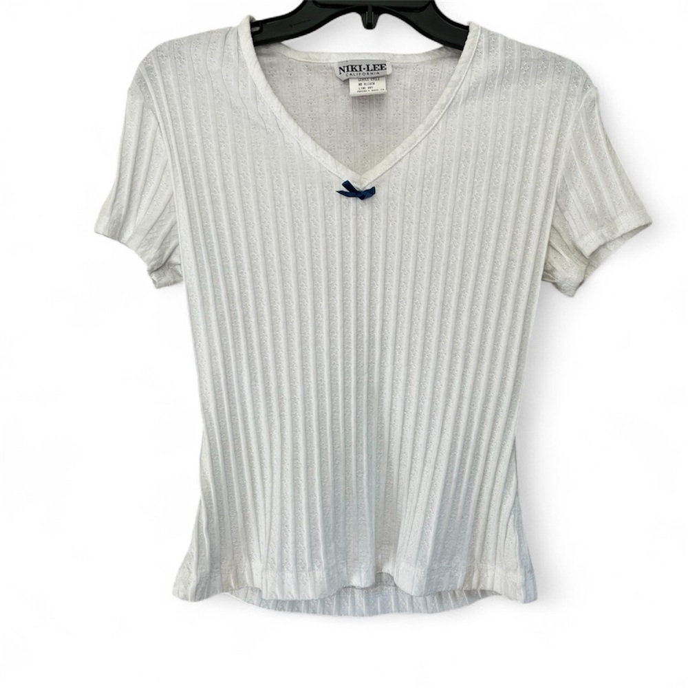 Vintage Niki-Lee California White V-Neck Women's Short Sleeve Top